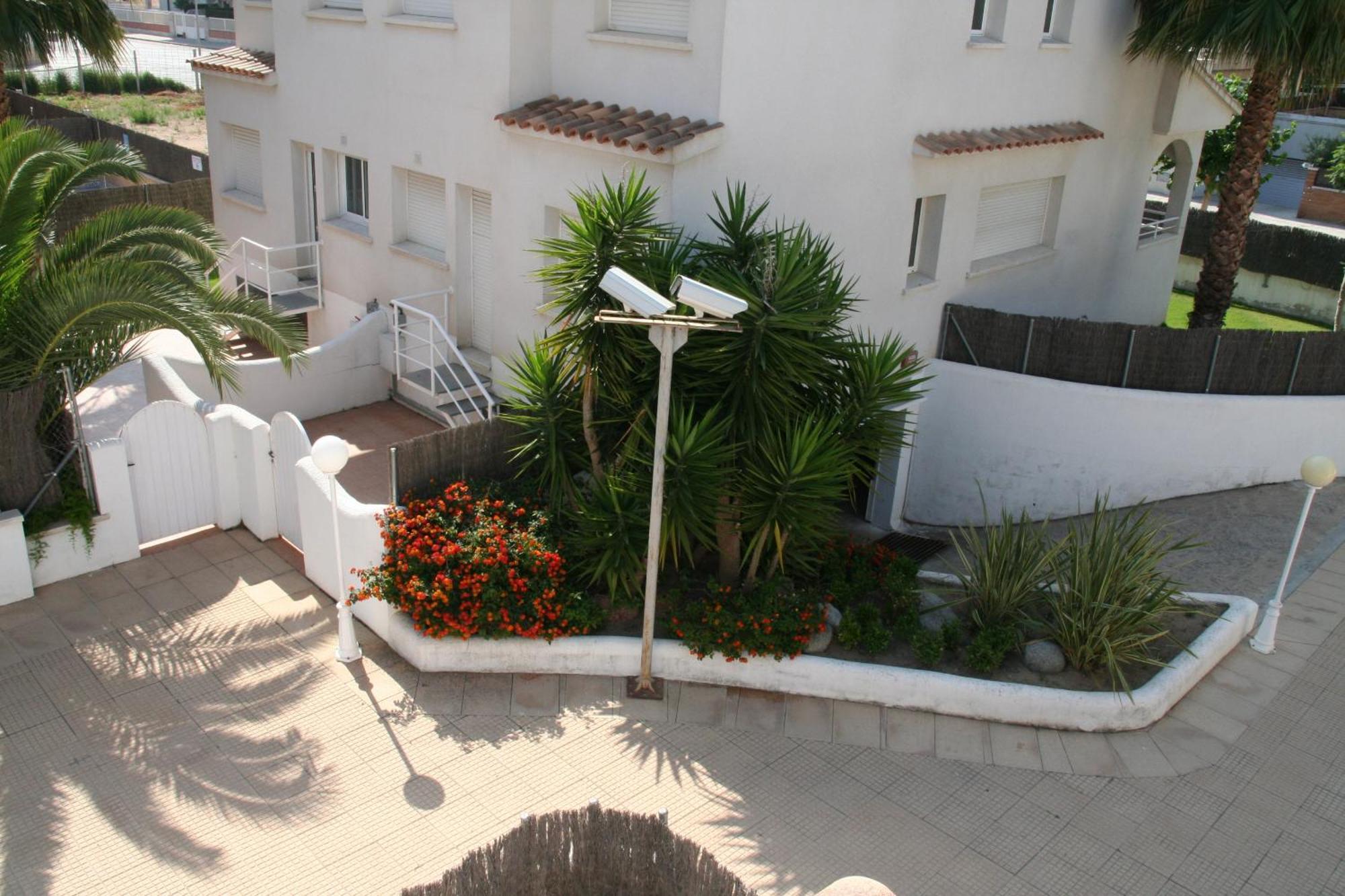 R142 Manila Resort Central Calafell Kültér fotó