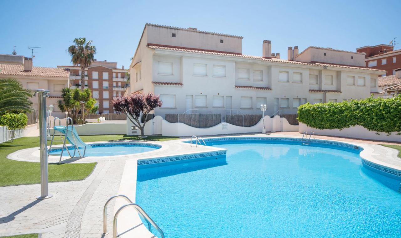 R142 Manila Resort Central Calafell Kültér fotó