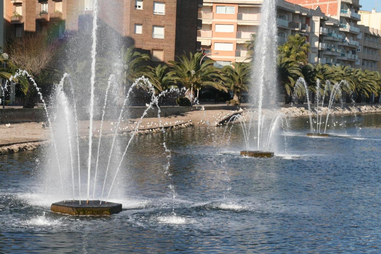 R142 Manila Resort Central Calafell Kültér fotó